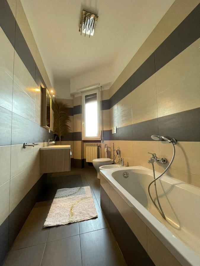 Eur Centro Lux Apartment Con Camino Roma Ngoại thất bức ảnh