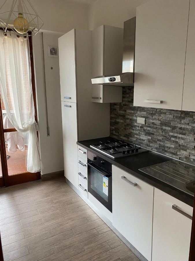 Eur Centro Lux Apartment Con Camino Roma Ngoại thất bức ảnh