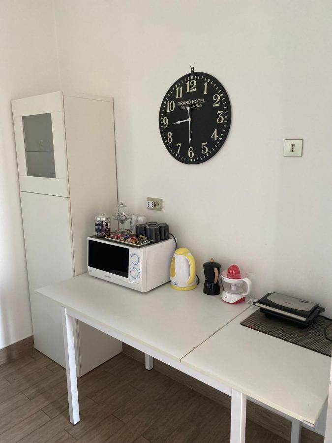 Eur Centro Lux Apartment Con Camino Roma Ngoại thất bức ảnh